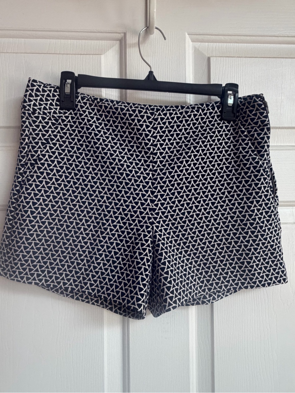 Banana Republic Navy and White High-Waist Geometric Shorts